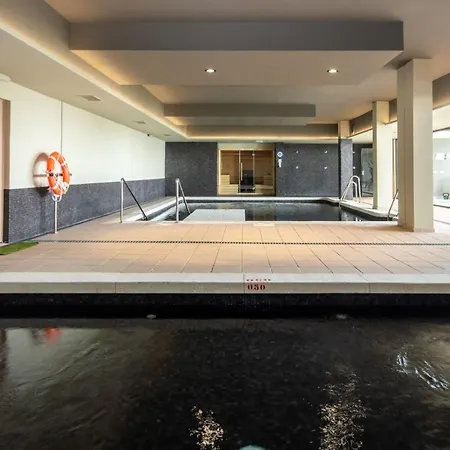 Апартаменты Luxury Stunning Seaview Bs 3104