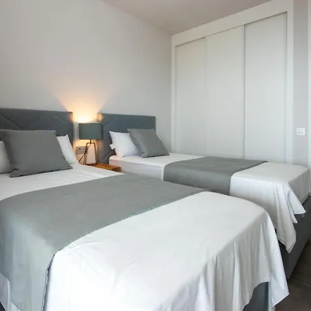 Luxury Stunning Seaview Bs 3104 Apartment *